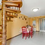 Apartamento Old 100m To Orta - Happy Pella
