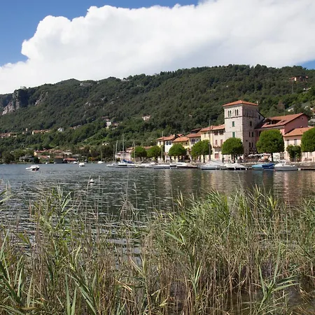 Old Pella: 100m To Orta, Terrace And Views - Happy Apartament Pella