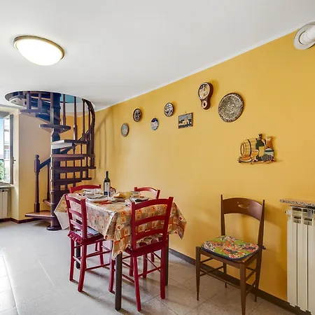 Old Pella: 100m To Orta, Terrace And Views - Happy Apartament
