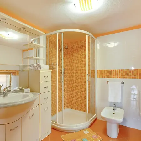 Old 100 Mt To Orta - Happy Apartment Pella