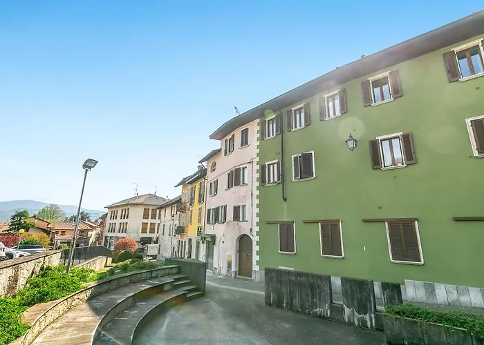 Old 100m To Orta - Happy * Pella